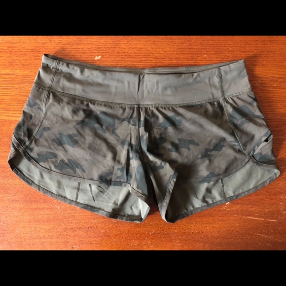 Lululemon Camo Speeds - Picture 1 of 4
